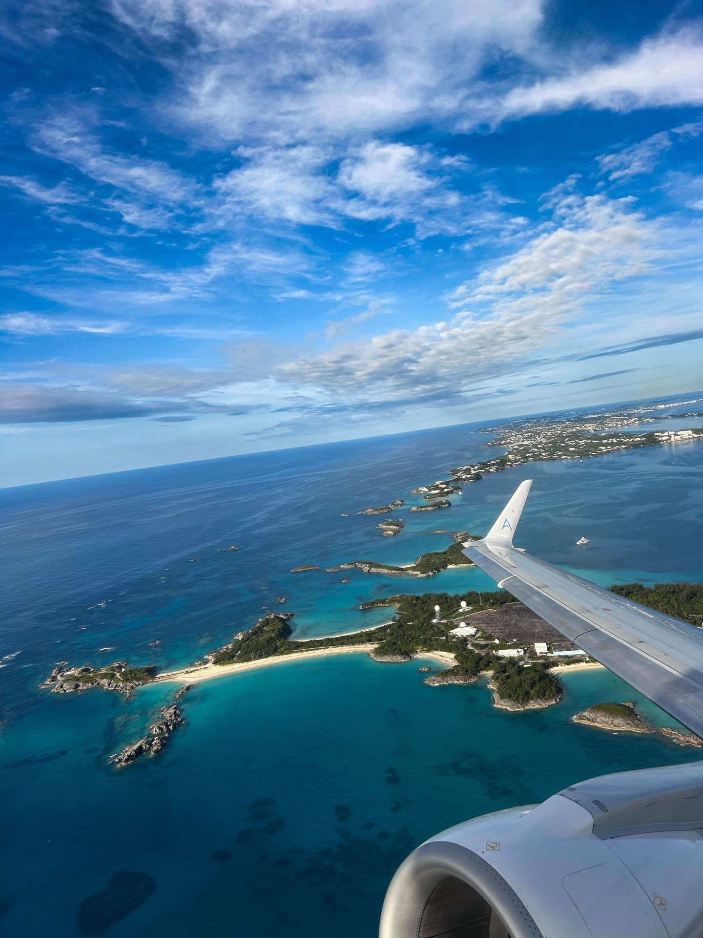 Travel from Montreal & Toronto to Bermuda via BermudAir