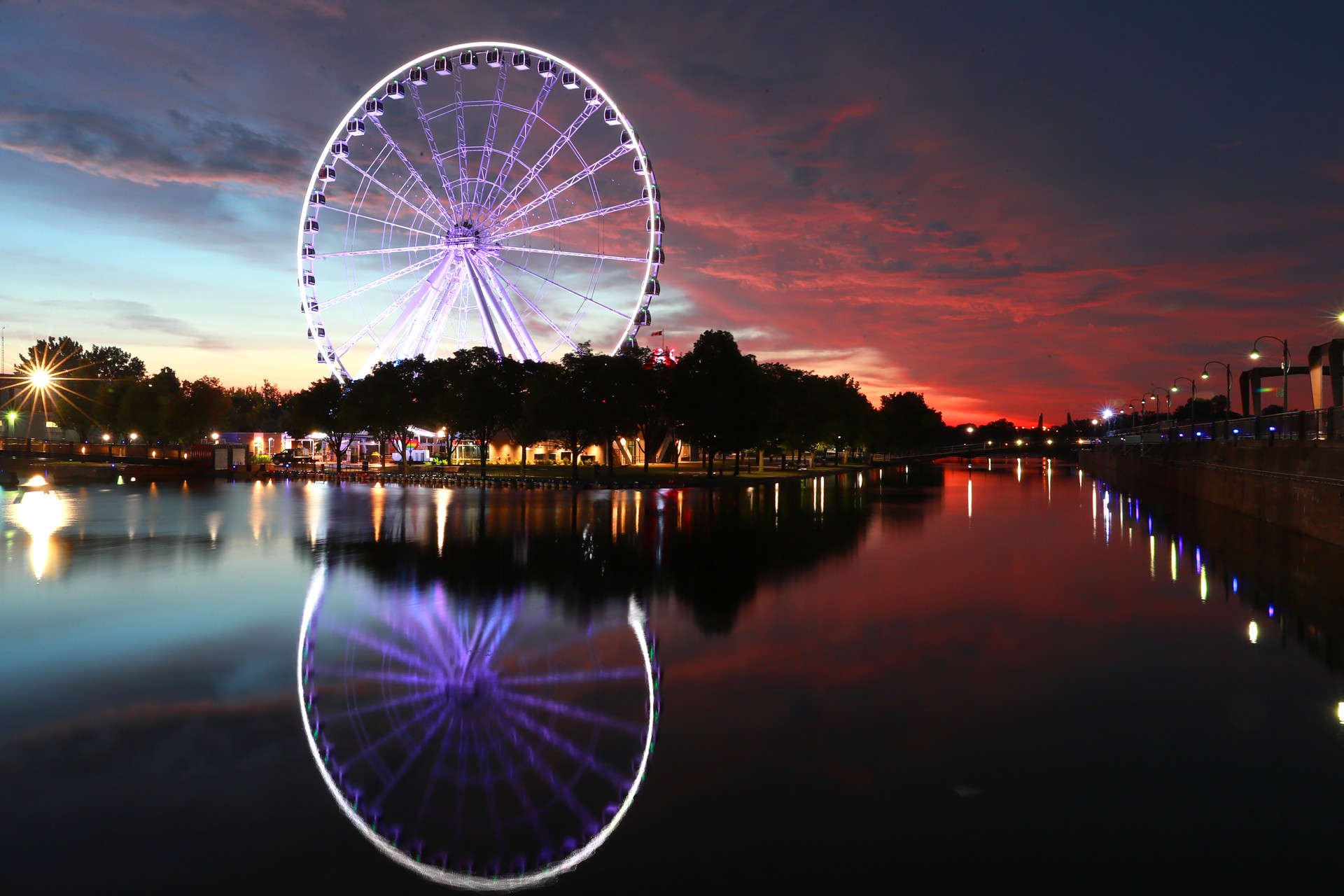 Montreal Ferris wheel - La Grande Roue de Montreal